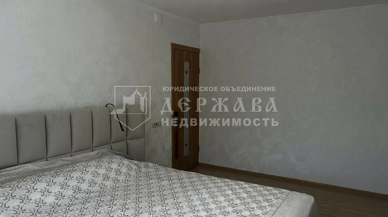 3-комнатная квартира, улица Гагарина 9