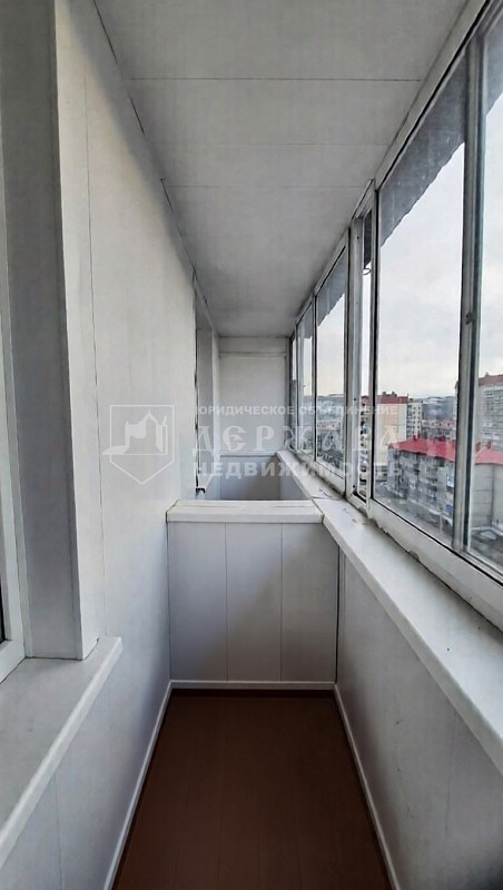 4-комнатная квартира, улица Дзержинского,26