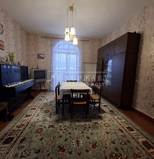4-комнатная квартира, Инициативная улица 12