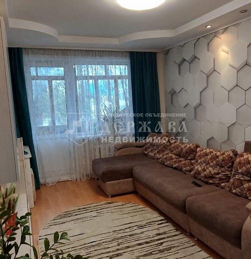 3-комнатная квартира, улица Луначарского 11