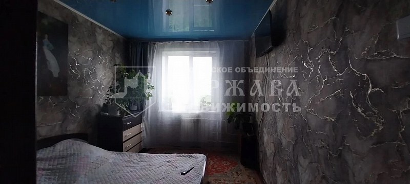 3-комнатная квартира, улица Пирогова,11/2