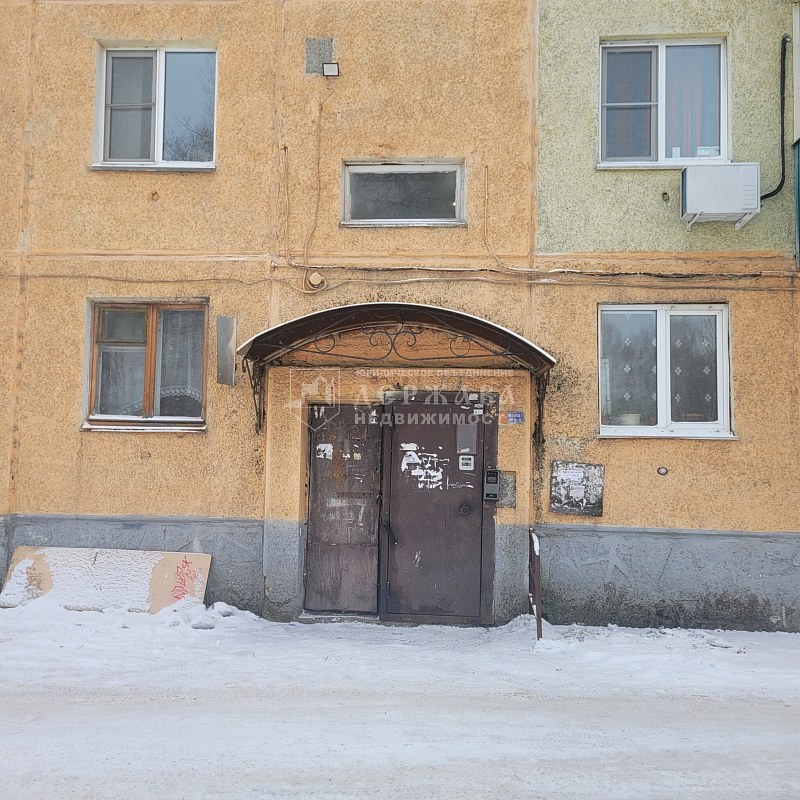 3-комнатная квартира, проспект 50 лет Комсомола,41