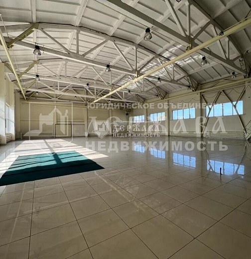 Торговое помещение, 800 м2, Карболитовская улица 1А