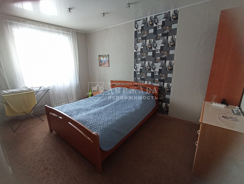 4-комнатная квартира, проспект Шахтёров 33