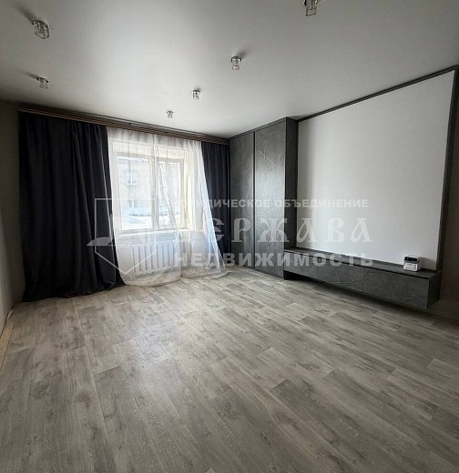 3-комнатная квартира, улица Ленина 3