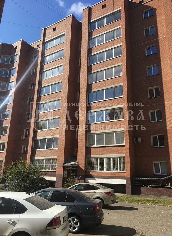 3-комнатная квартира, улица Сибиряков-Гвардейцев 24