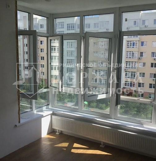 3-комнатная квартира, Солнечный бульвар 22