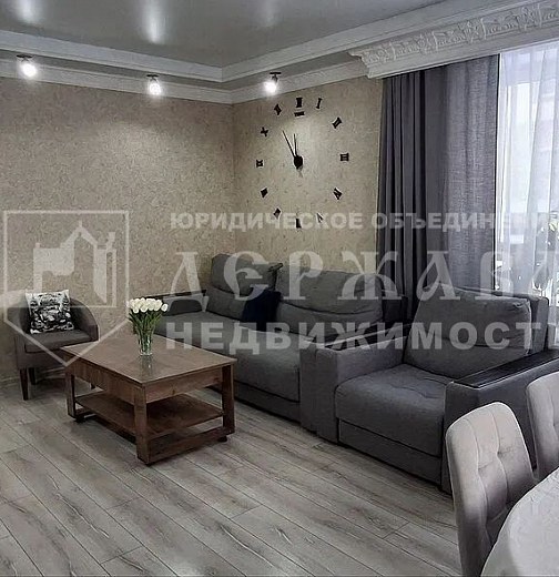 3-комнатная квартира, Лазурная улица 9