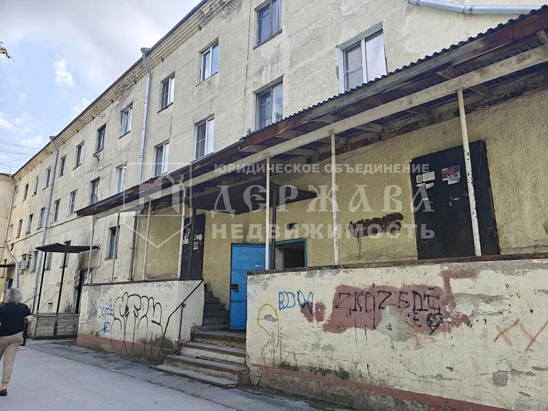 2-комнатная квартира, улица Луначарского 28