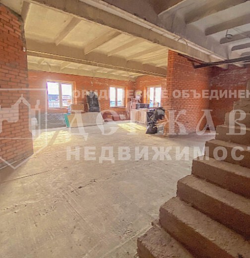 Дом, Тополиная улица,16