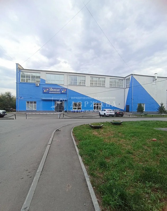 3-комнатная квартира, Красная улица,12