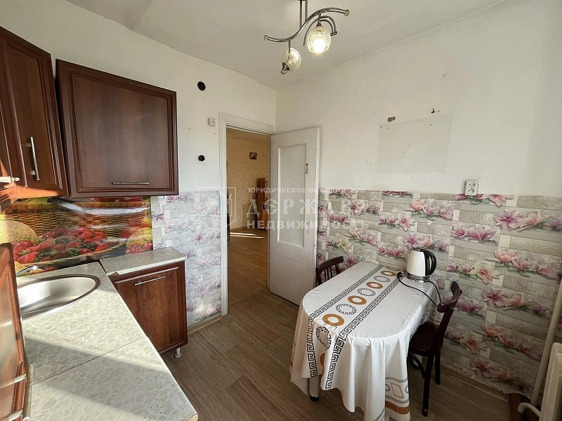 2-комнатная квартира, Тульская улица,18
