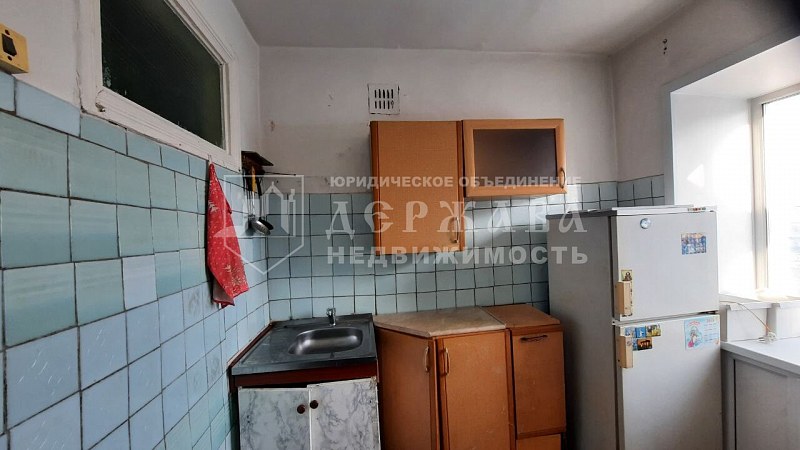 2-комнатная квартира, проспект Строителей 33