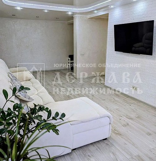 3-комнатная квартира, Молодёжный проспект 27А