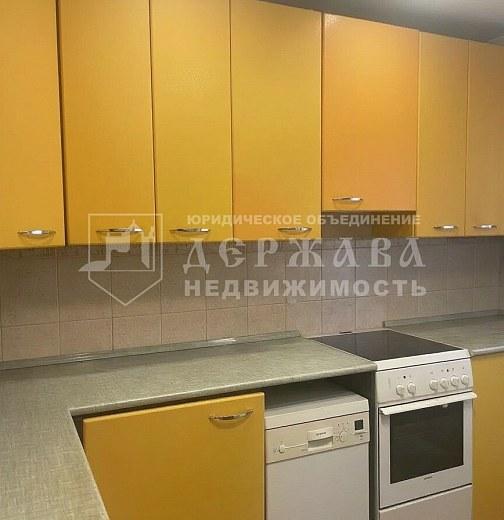 4-комнатная квартира, Институтская улица,11