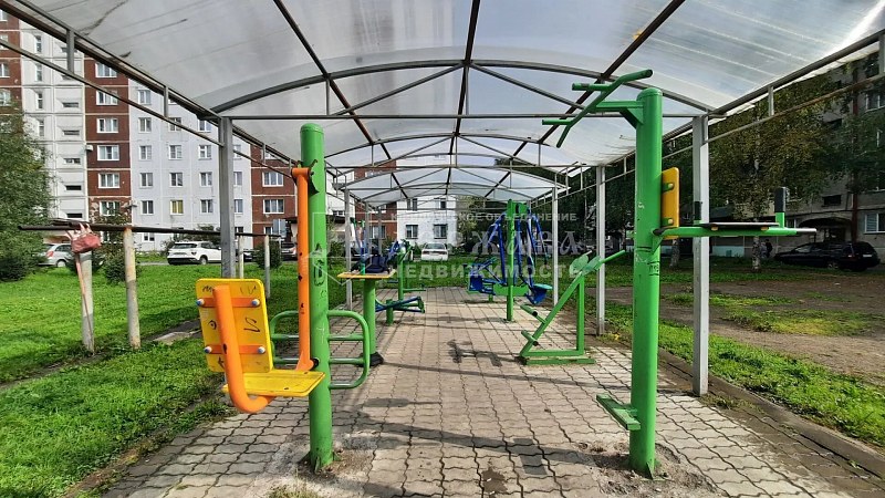 1-комнатная квартира, проспект 50 лет Комсомола,65