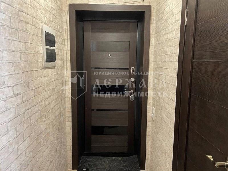 2-комнатная квартира, проспект Кирова 95