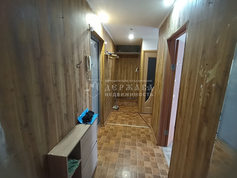 2-комнатная квартира, улица Лазо 46