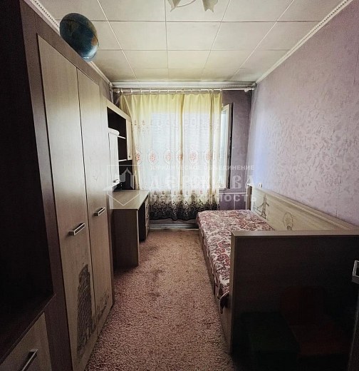 2-комнатная квартира, улица 1-я Линия 8