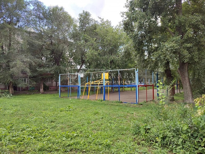 2-комнатная квартира, Октябрьский проспект 7