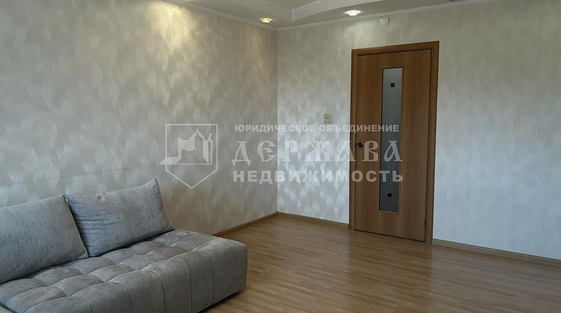 3-комнатная квартира, улица Гагарина 9