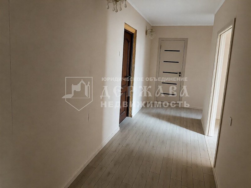 2-комнатная квартира, улица Лукиянова 21