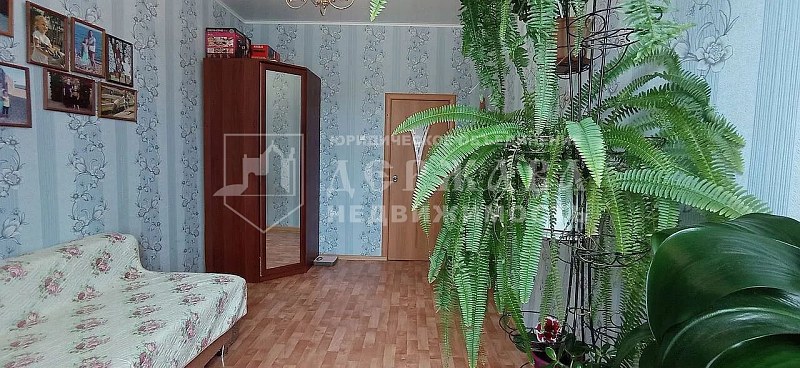 3-комнатная квартира, Ленинградская улица 40