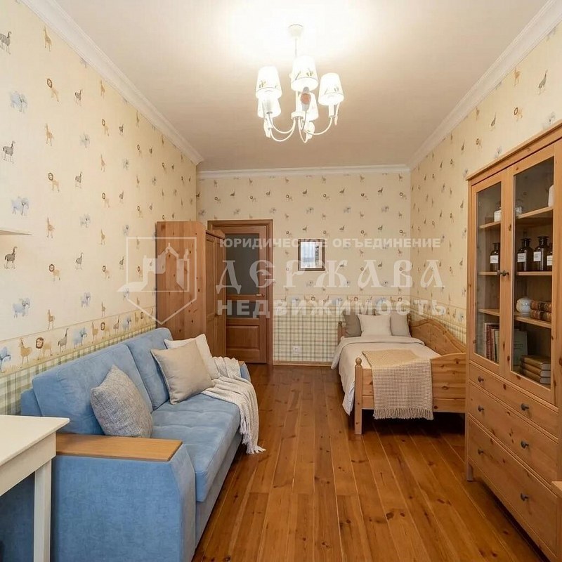 3-комнатная квартира, Московский проспект,12