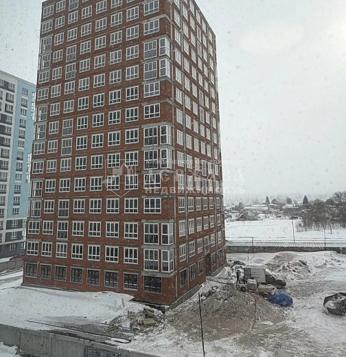 3-комнатная квартира, улица 1-я Линия 26