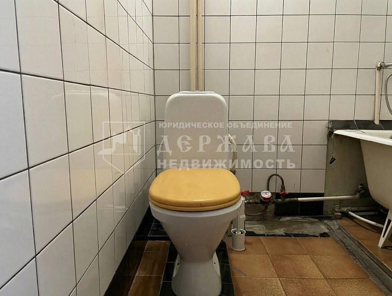 2-комнатная квартира, проспект Кирова 100Б