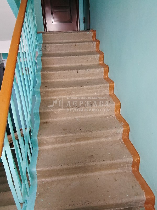 2-комнатная квартира, улица Максименко,24