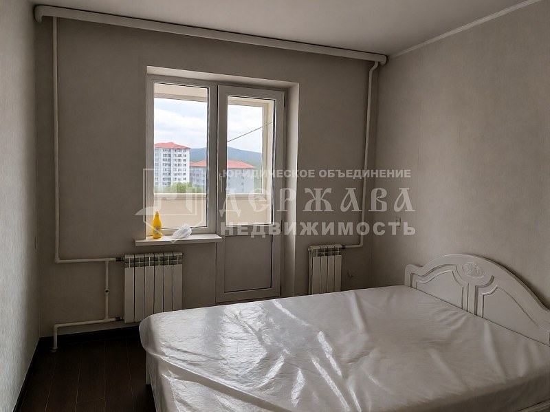 3-комнатная квартира, улица Лукиянова 21