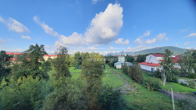 2-комнатная квартира, улица Комарова,20А