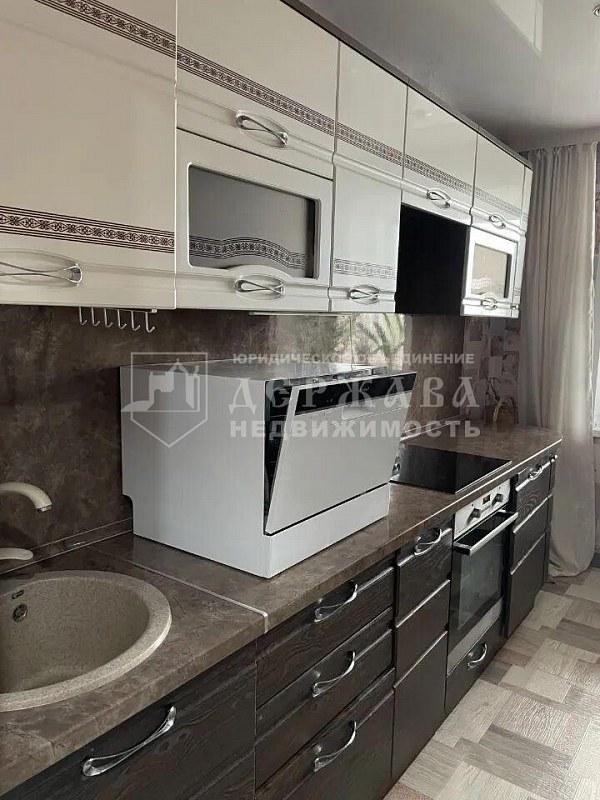 2-комнатная квартира, проспект Химиков,43