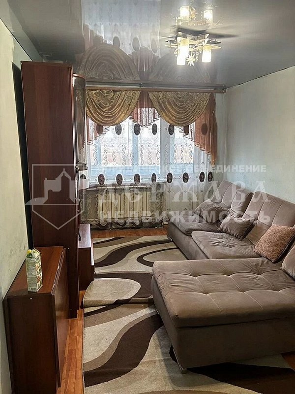 3-комнатная квартира, улица Розы Люксембург 43