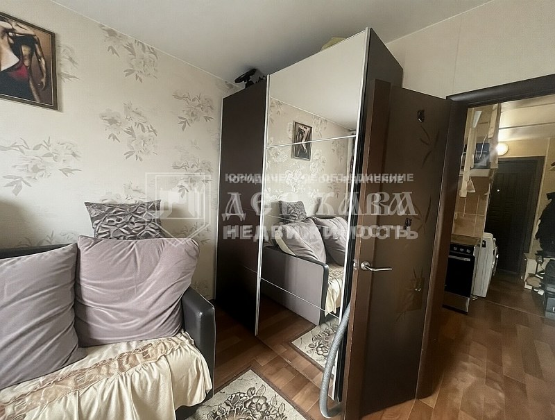 2-комнатная квартира, улица Халтурина 23
