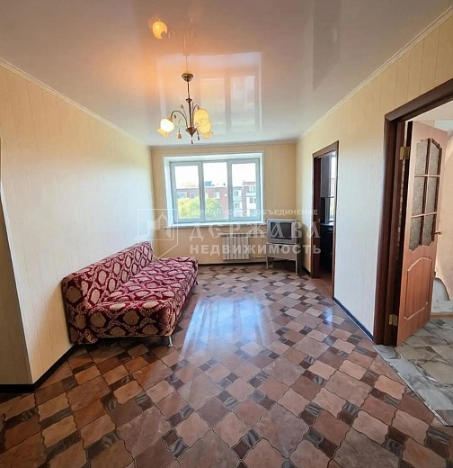 4-комнатная квартира, проспект Шахтёров,32