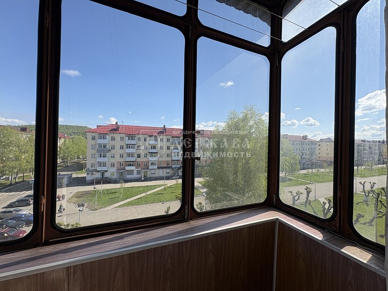 2-комнатная квартира, Коммунистический проспект,38