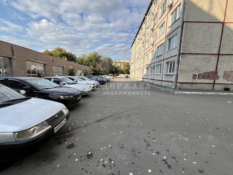 1-комнатная квартира, улица Дзержинского 9А