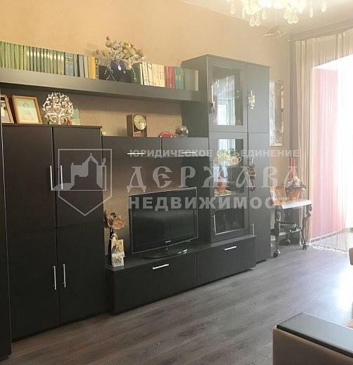 3-комнатная квартира, улица Кирова 23