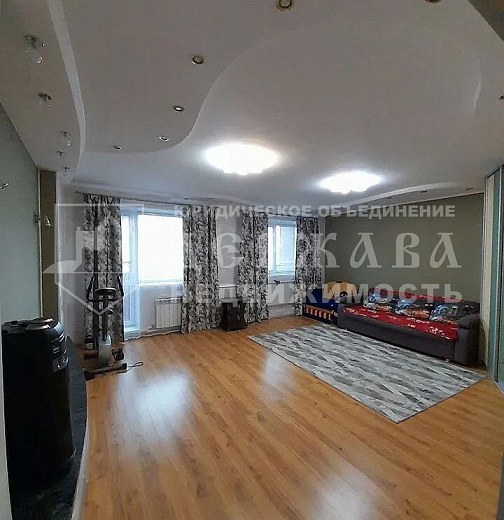 3-комнатная квартира, Ударная улица,12