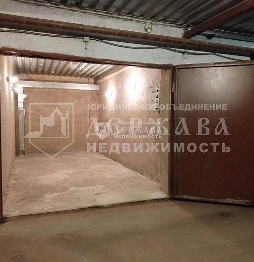 Гараж, Ленинградский проспект 22