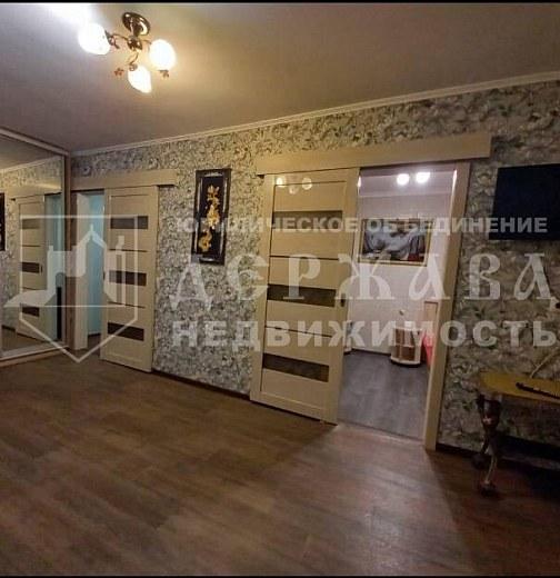 3-комнатная квартира, улица Рукавишникова 5