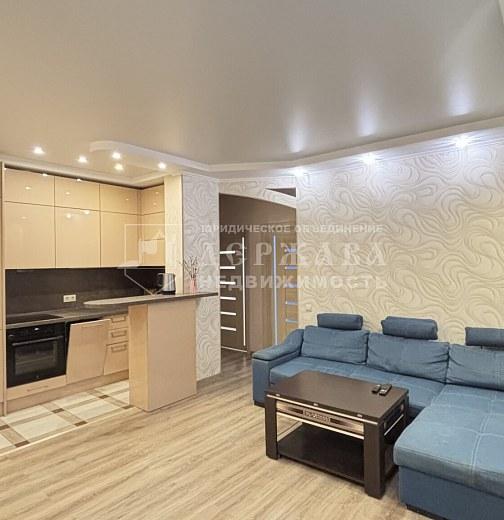 3-комнатная квартира, улица Сибиряков-Гвардейцев,22Б