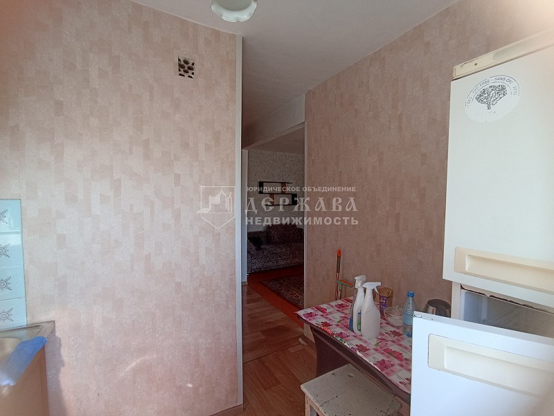 2-комнатная квартира, проспект Строителей 61