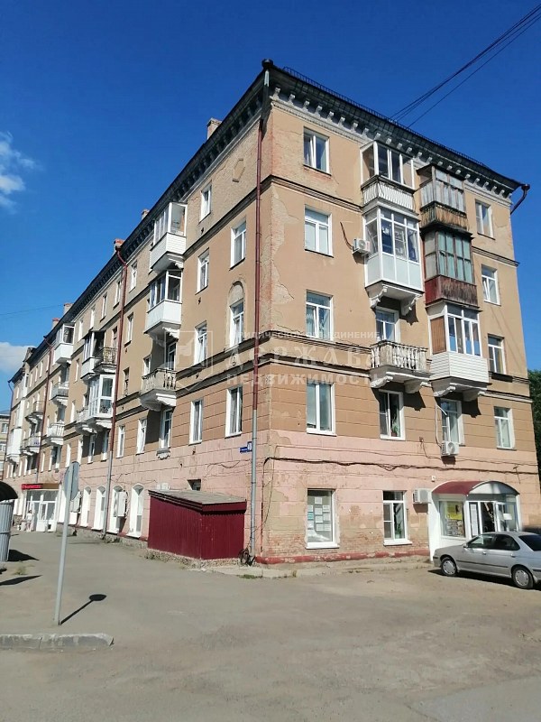 3-комнатная квартира, Ленинградская улица 40
