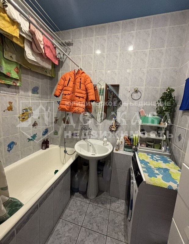 3-комнатная квартира, улица Богдана Хмельницкого,15