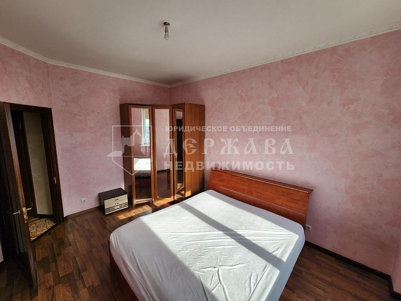 3-комнатная квартира, улица Свободы 3