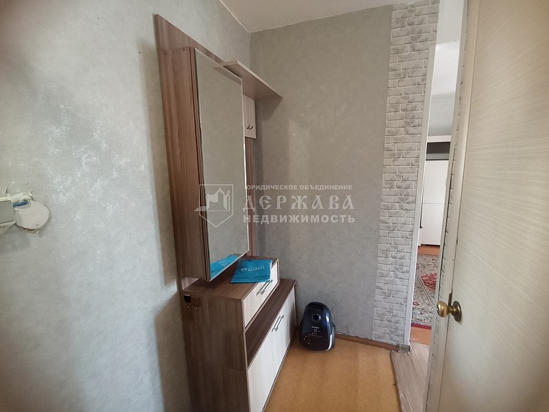 2-комнатная квартира, проспект Строителей 61