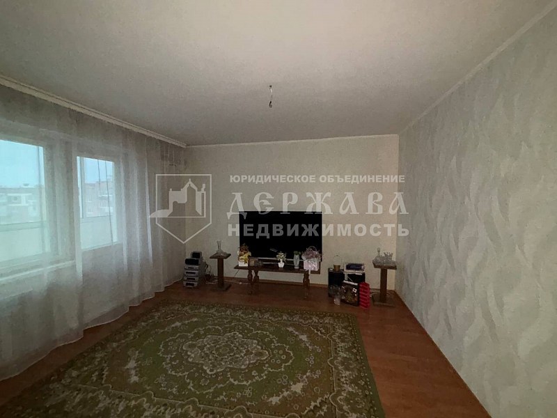 5-комнатная квартира, Молодёжный проспект 6